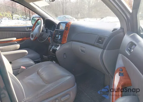 2008 Toyota Sienna Limited from USA, damaged, VIN 5TDBK22C68S016167